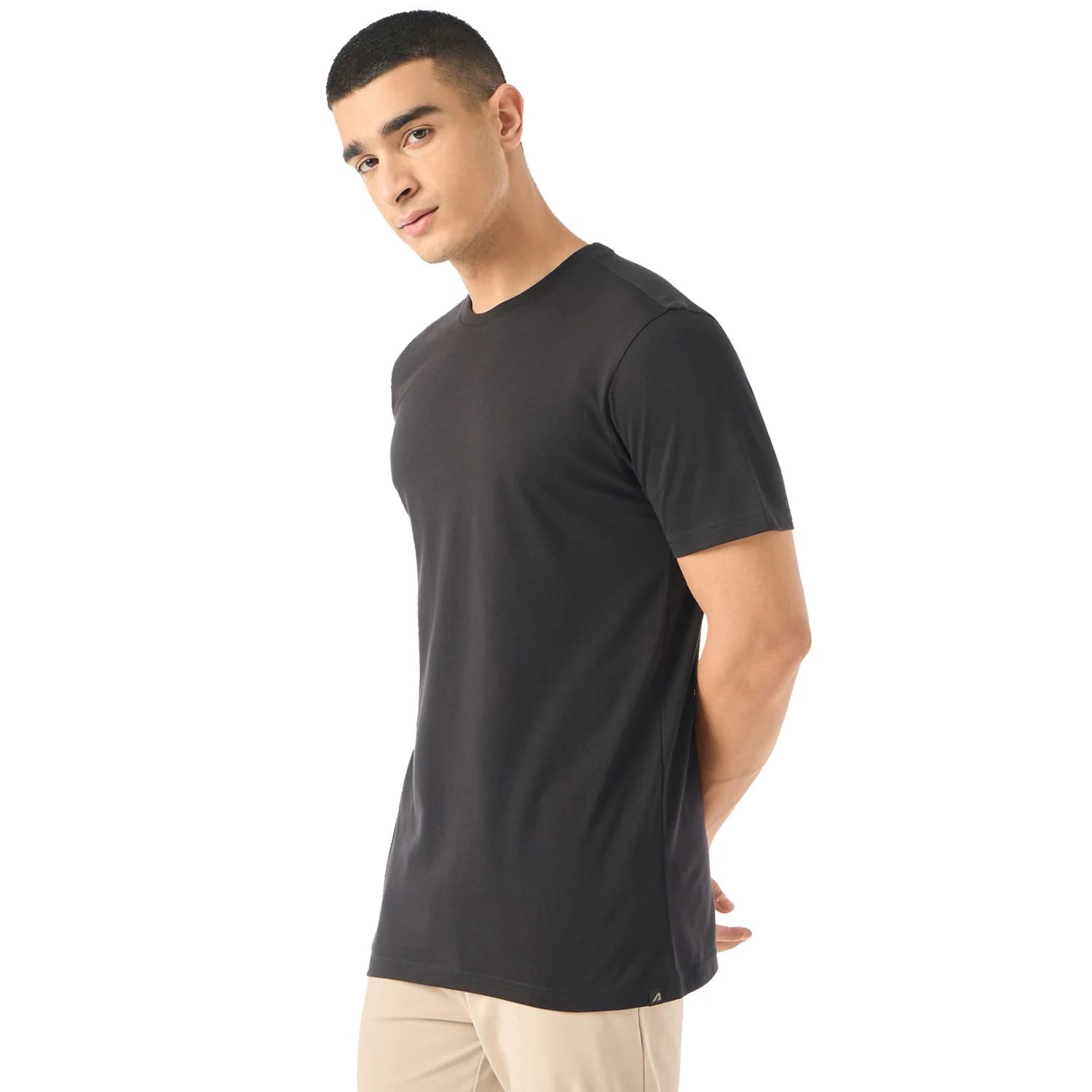 Basic Essential Mens T-Shirt - Black - Image 3
