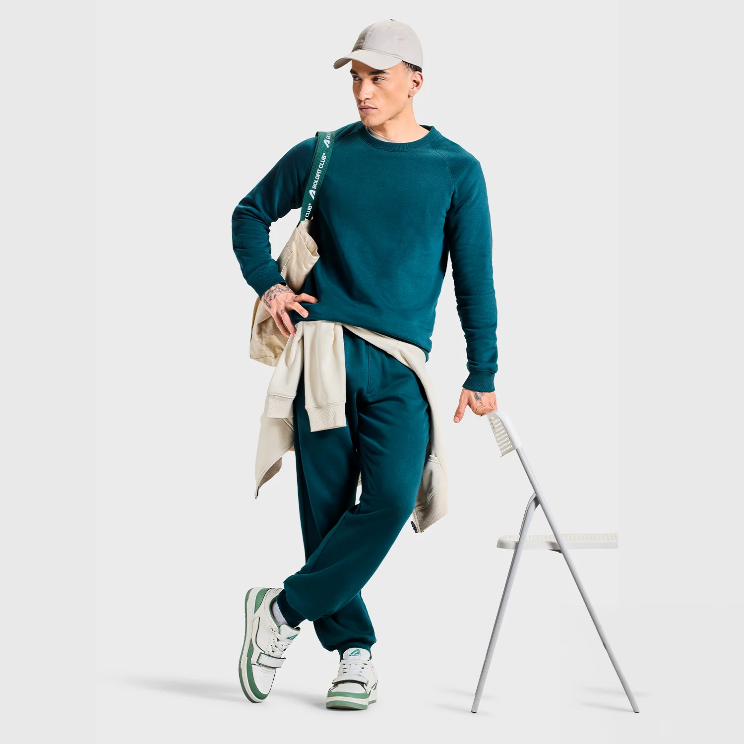Men Green Terrain Jogger - Image 4