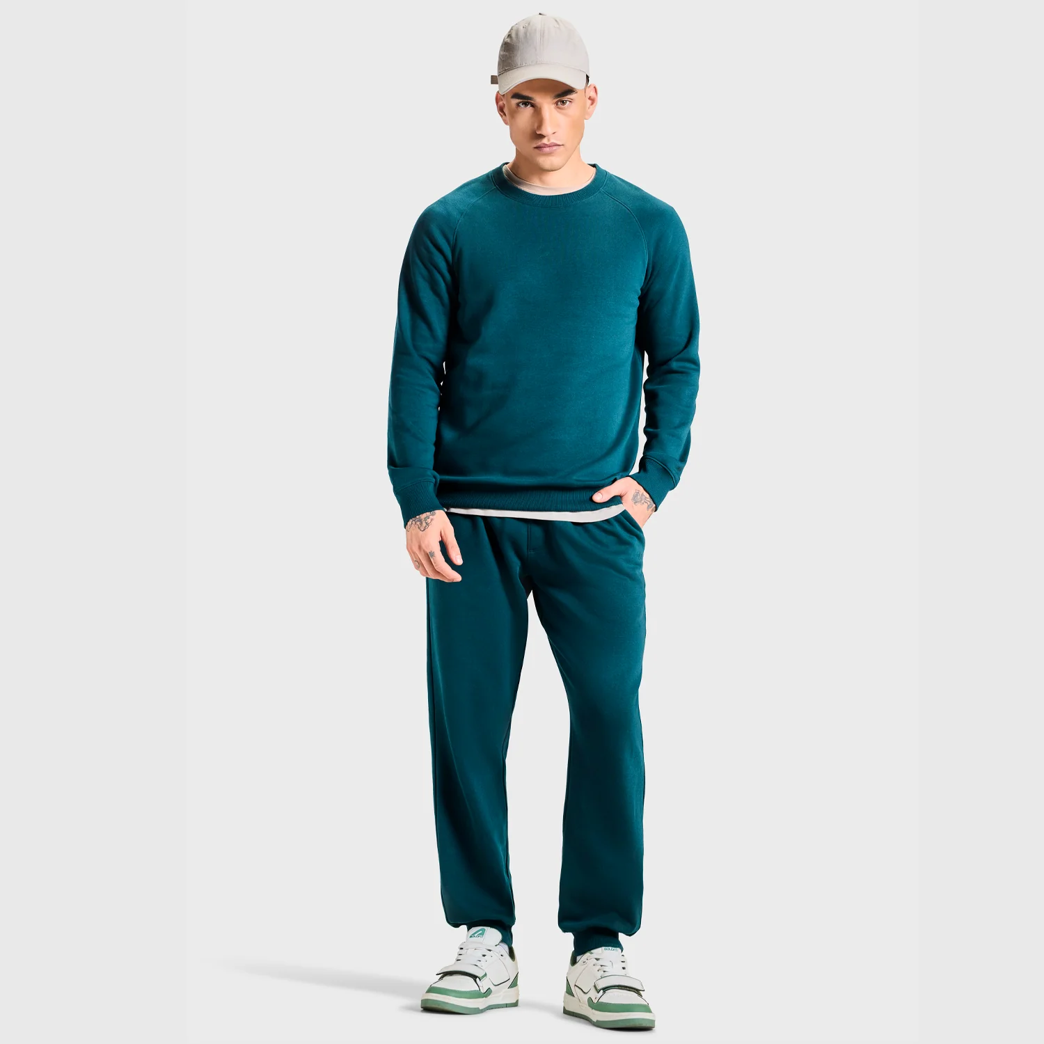 Men Green Terrain Jogger - Image 5