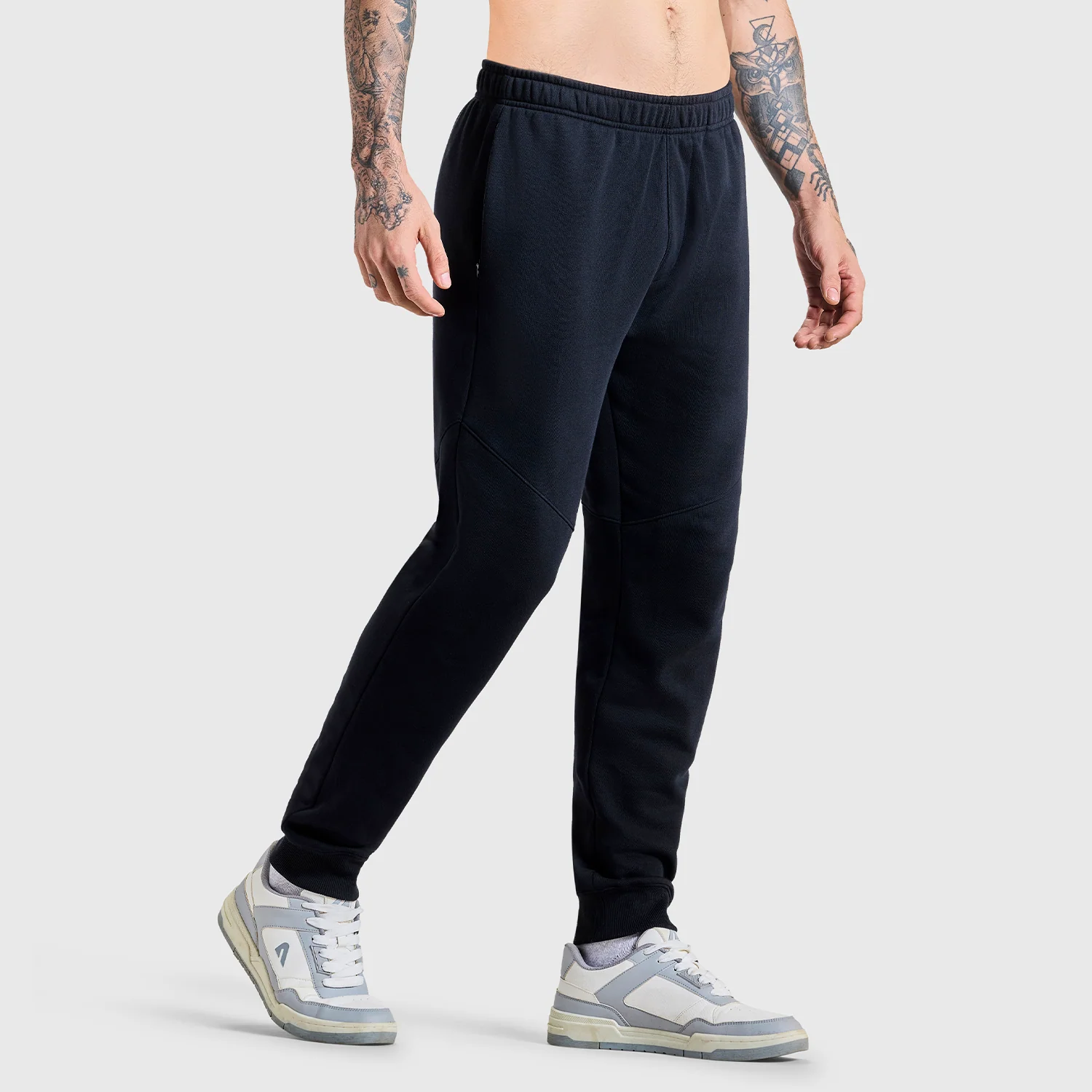 Men Jet Black jogger - Image 4