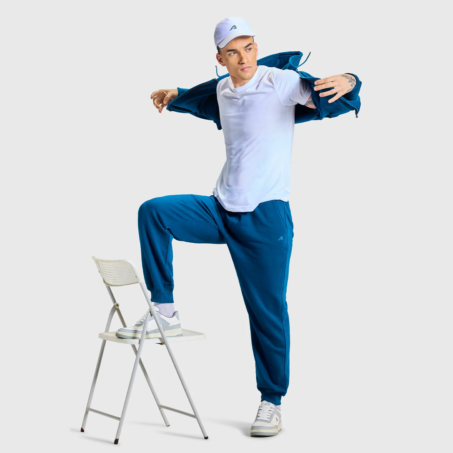 Men Sailor Blue Jogger - Image 5