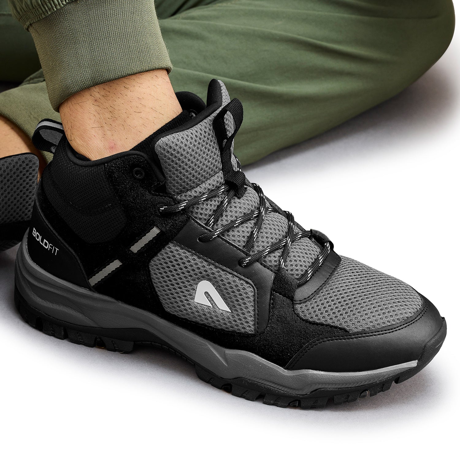 Trail King Hiking Shoes - Black - Image 10