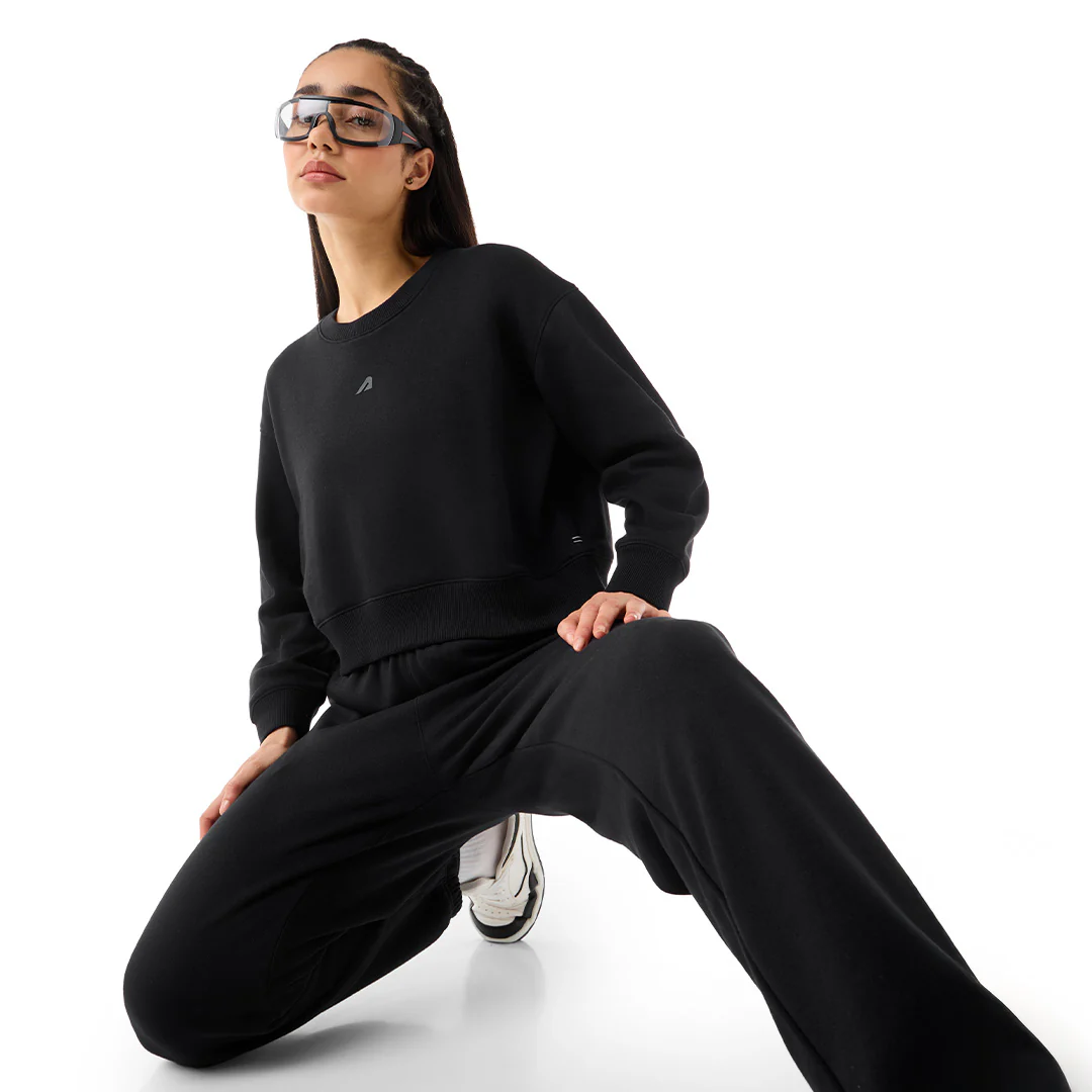 Women Jet Black Sweat Shirt - Image 5