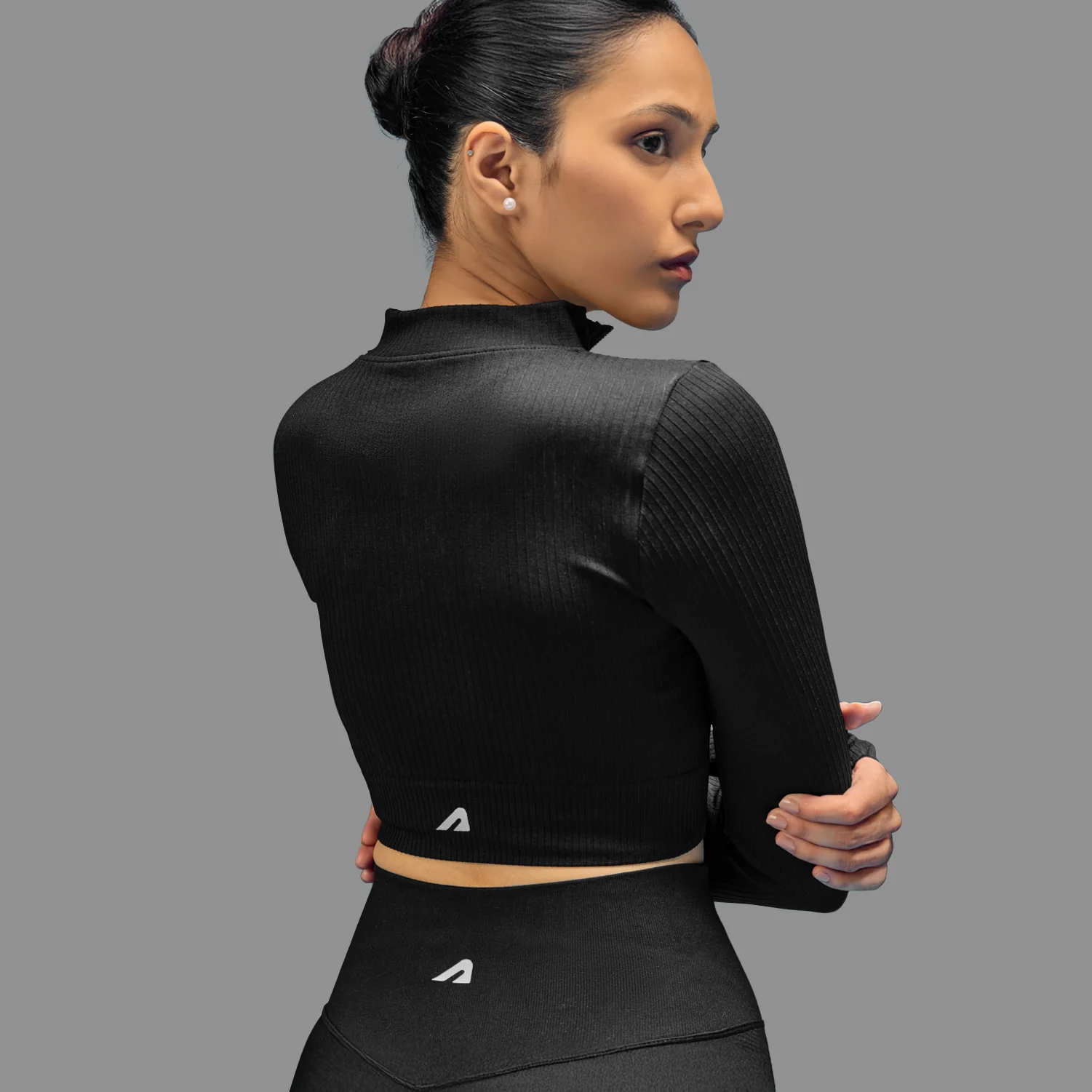Limitless Snatched Cropped Ripped Jacket - BLACK - Image 3