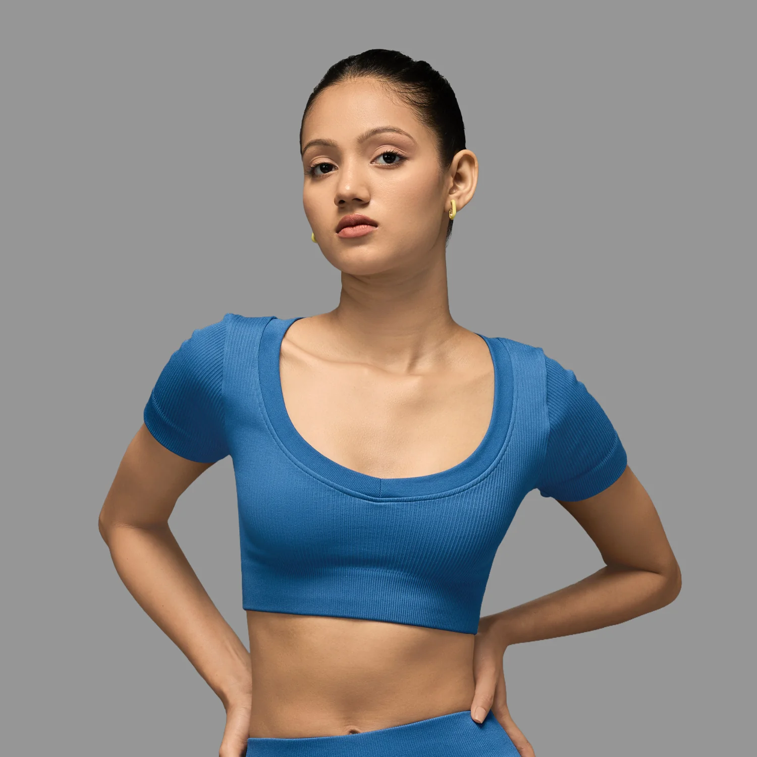 Limitless snatched v neckline Crop Top- Royal Blue - Image 3