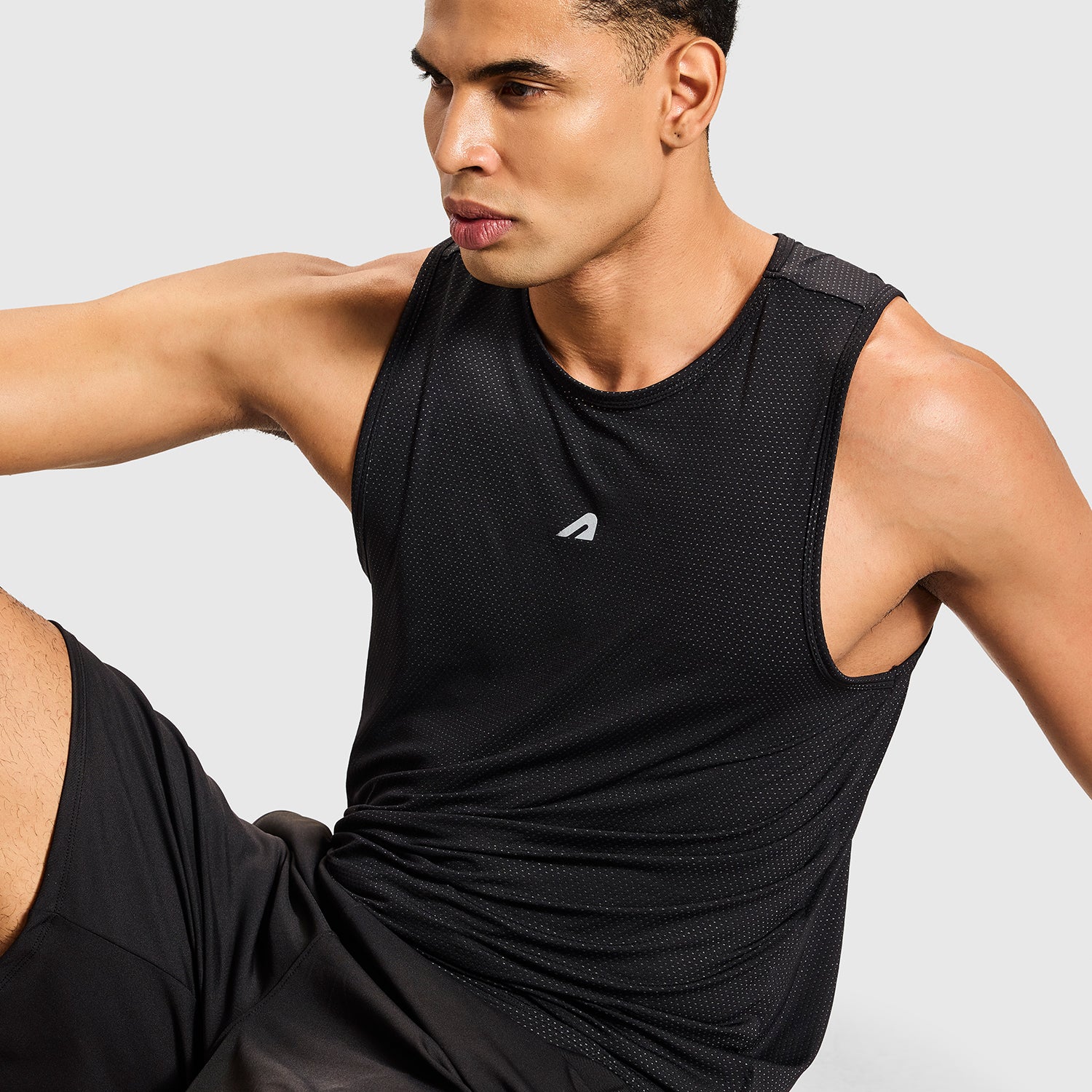 PowerLite Mens Training Vest - Black - Image 5